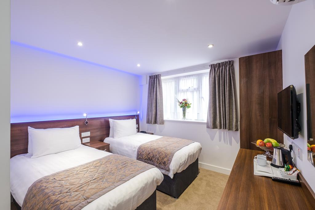Signature Hotel London Ilford Exterior foto