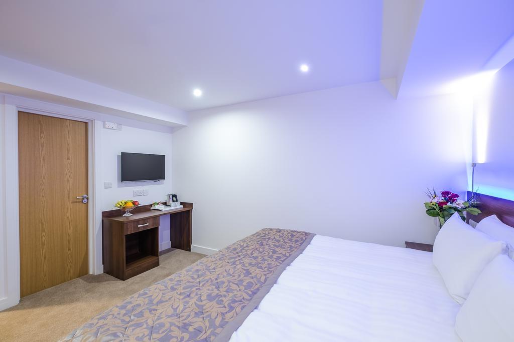 Signature Hotel London Ilford Exterior foto