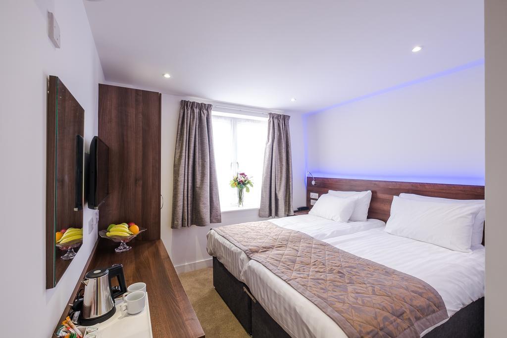 Signature Hotel London Ilford Exterior foto